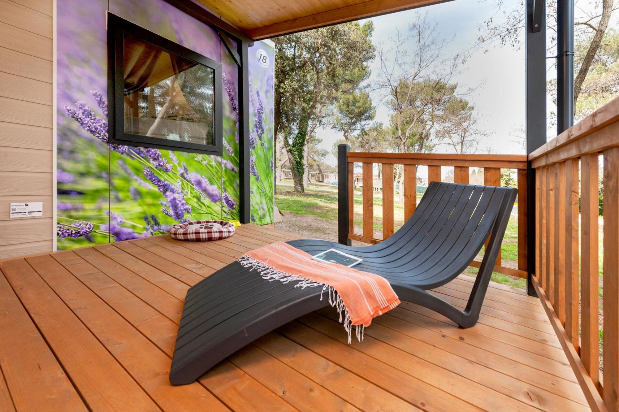 Glamping And Mobile Homes Lavanda - Holiday Centre Bi Village Fazana Room photo